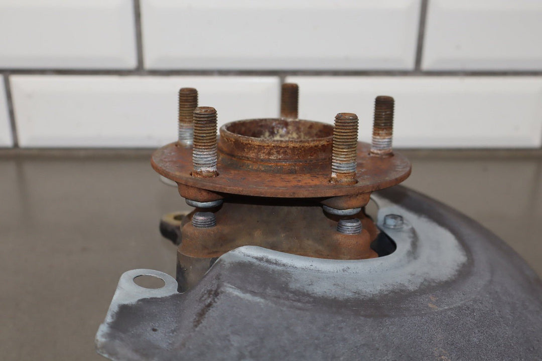 2008 - 2015 Mitsubishi Lancer EVO X Right Front Spindle 3870A018