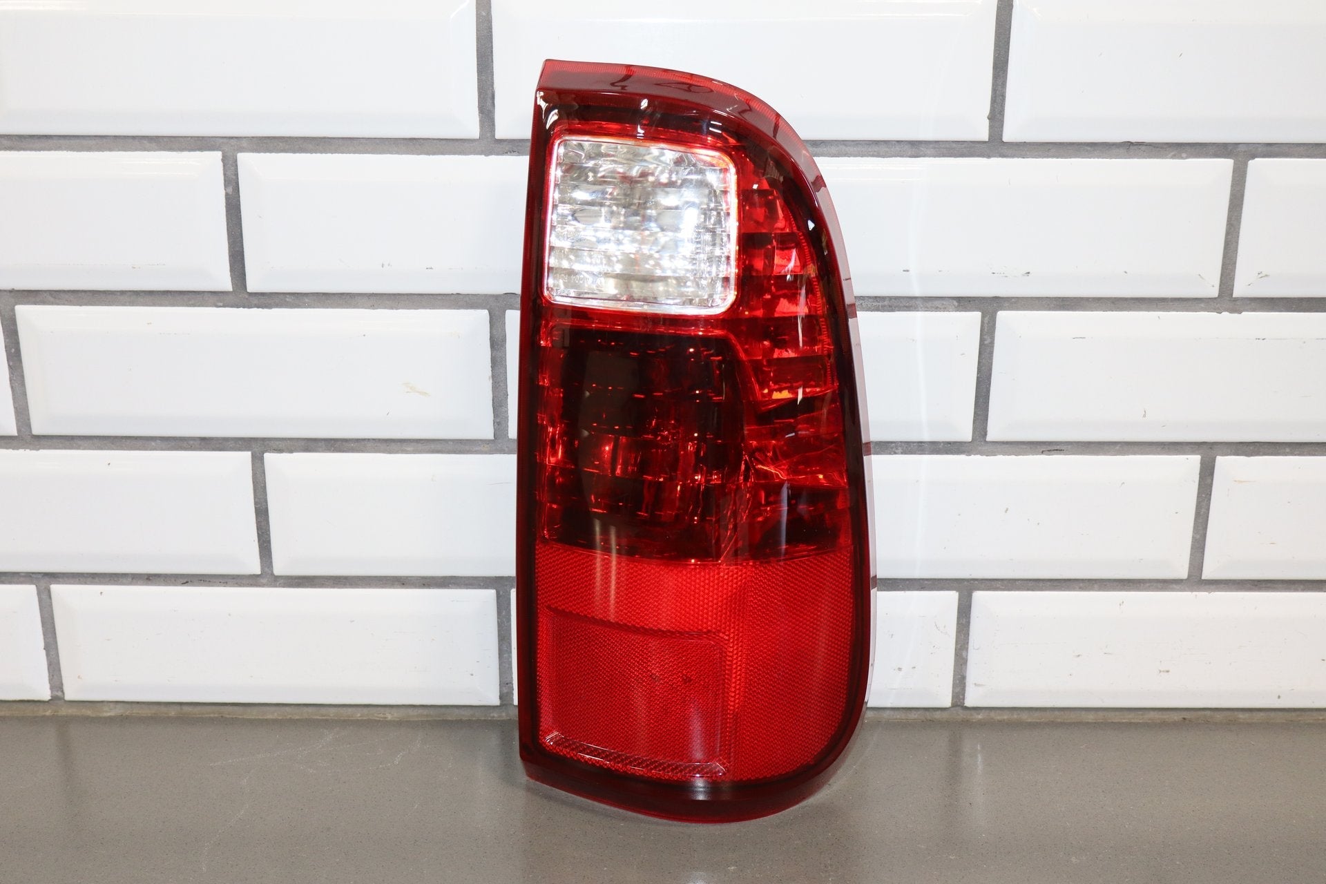 2008-2016 Ford F-250 Super Duty Right Tail Light BC3Z13404A OEM