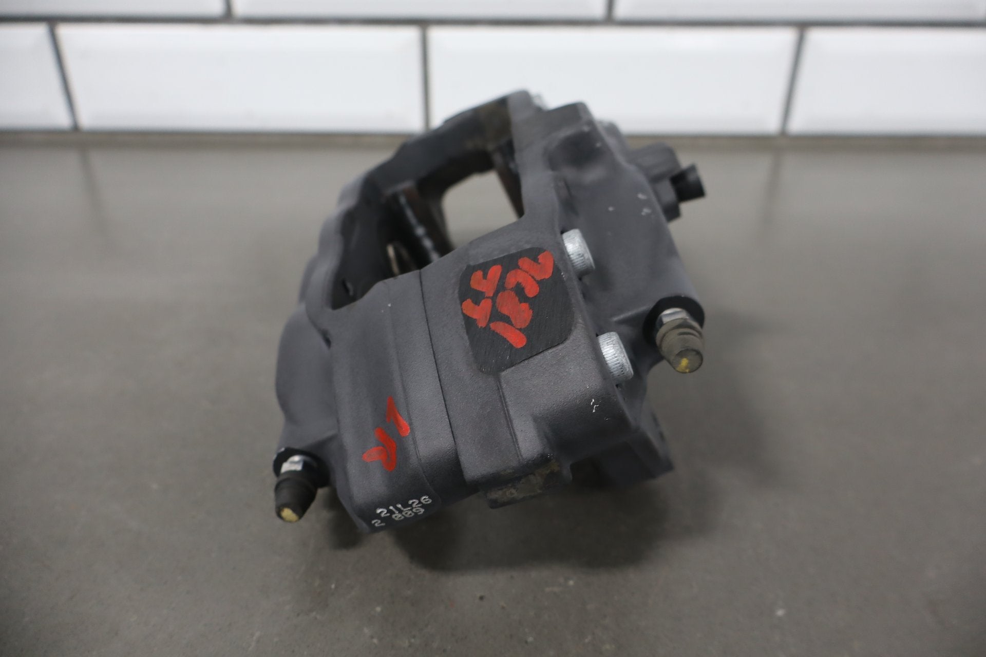 2008-2023 Dodge Challenger Charger SRT Rear Brembo Brake Caliper Set Left/Right