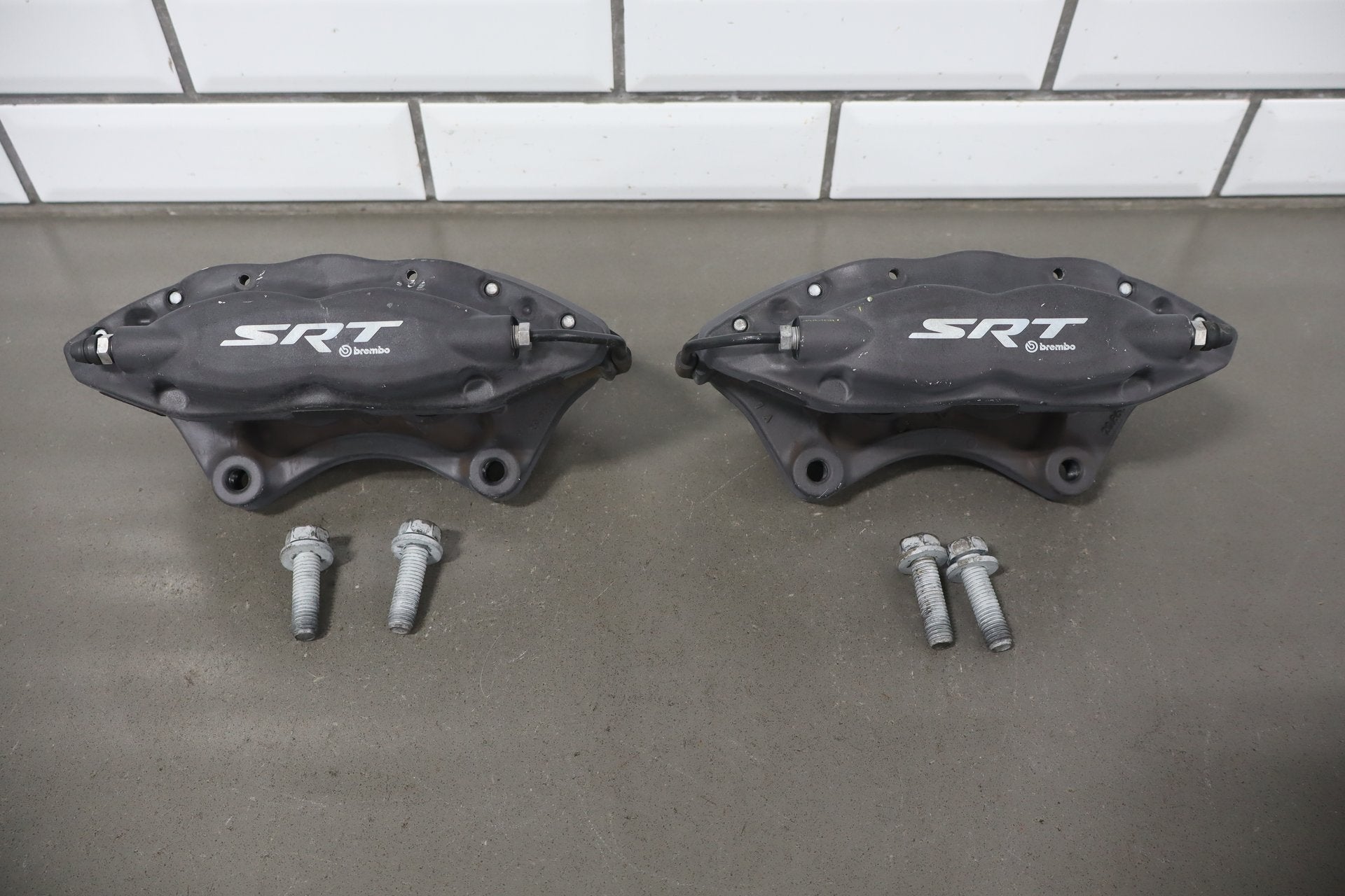 2008-2023 Dodge Challenger Charger SRT Rear Brembo Brake Caliper Set Left/Right
