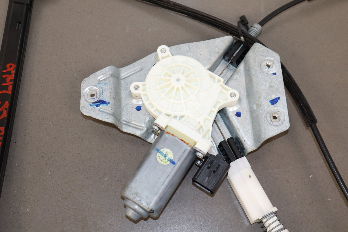 2008-23 Dodge Challenger RH Window Regulator w/ Motor 68043884AA