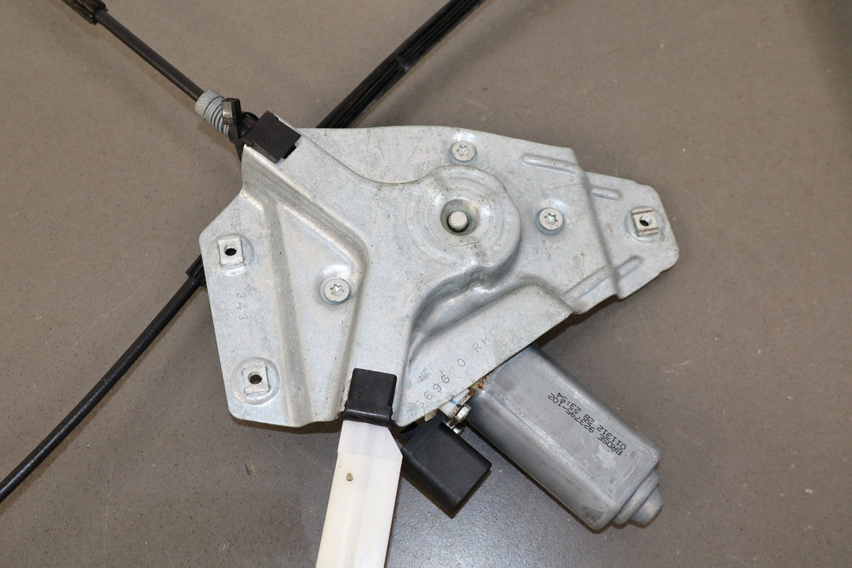 2008-23 Dodge Challenger RH Window Regulator w/ Motor 68043884AA