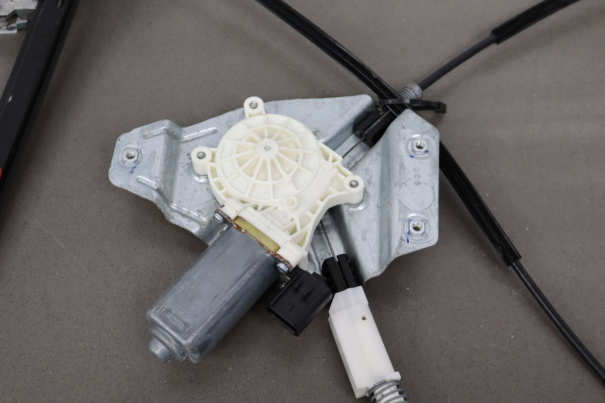 2008-23 Dodge Challenger RH Window Regulator w/Motor OEM