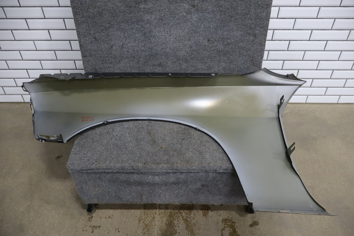 2008-23 Dodge Challenger R/T RH Fender 68275470AA Tungsten Metallic PDM