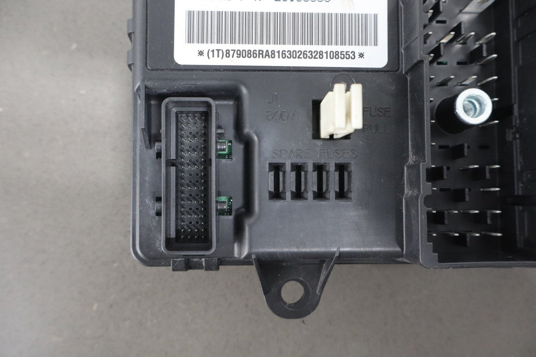 2008 Chevrolet Corvette Body Control Module 25879086 OEM