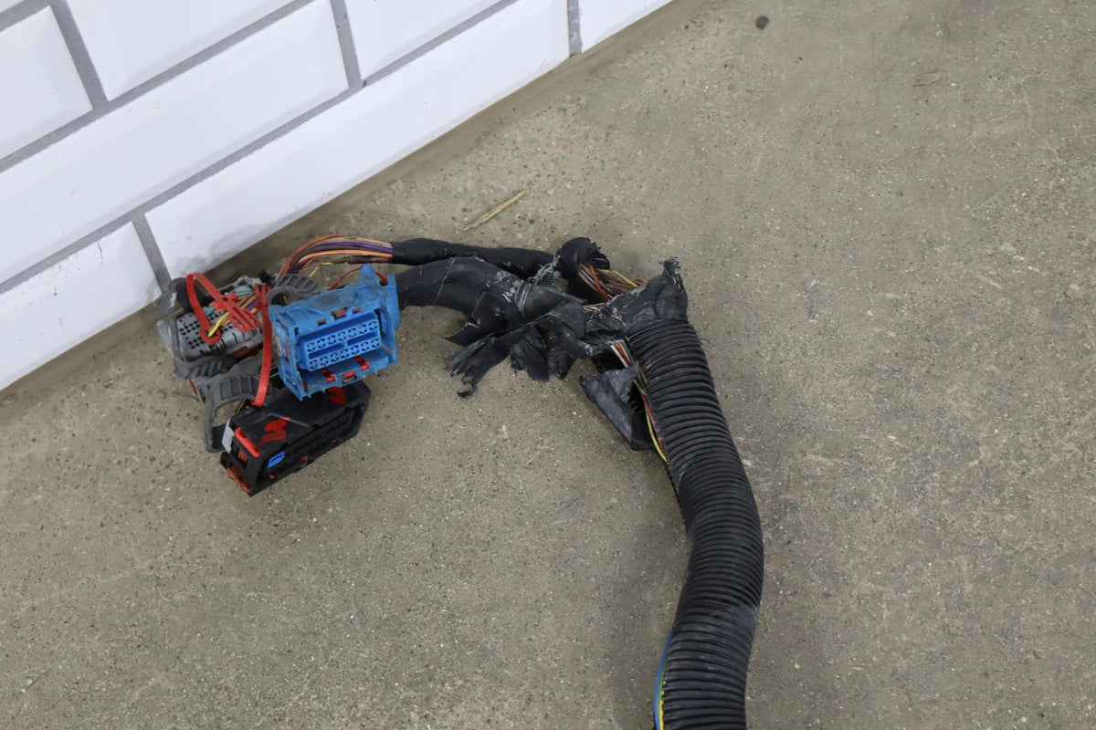 2008 Chevrolet Corvette Engine Wiring Harness 6.2L OEM | Damaged