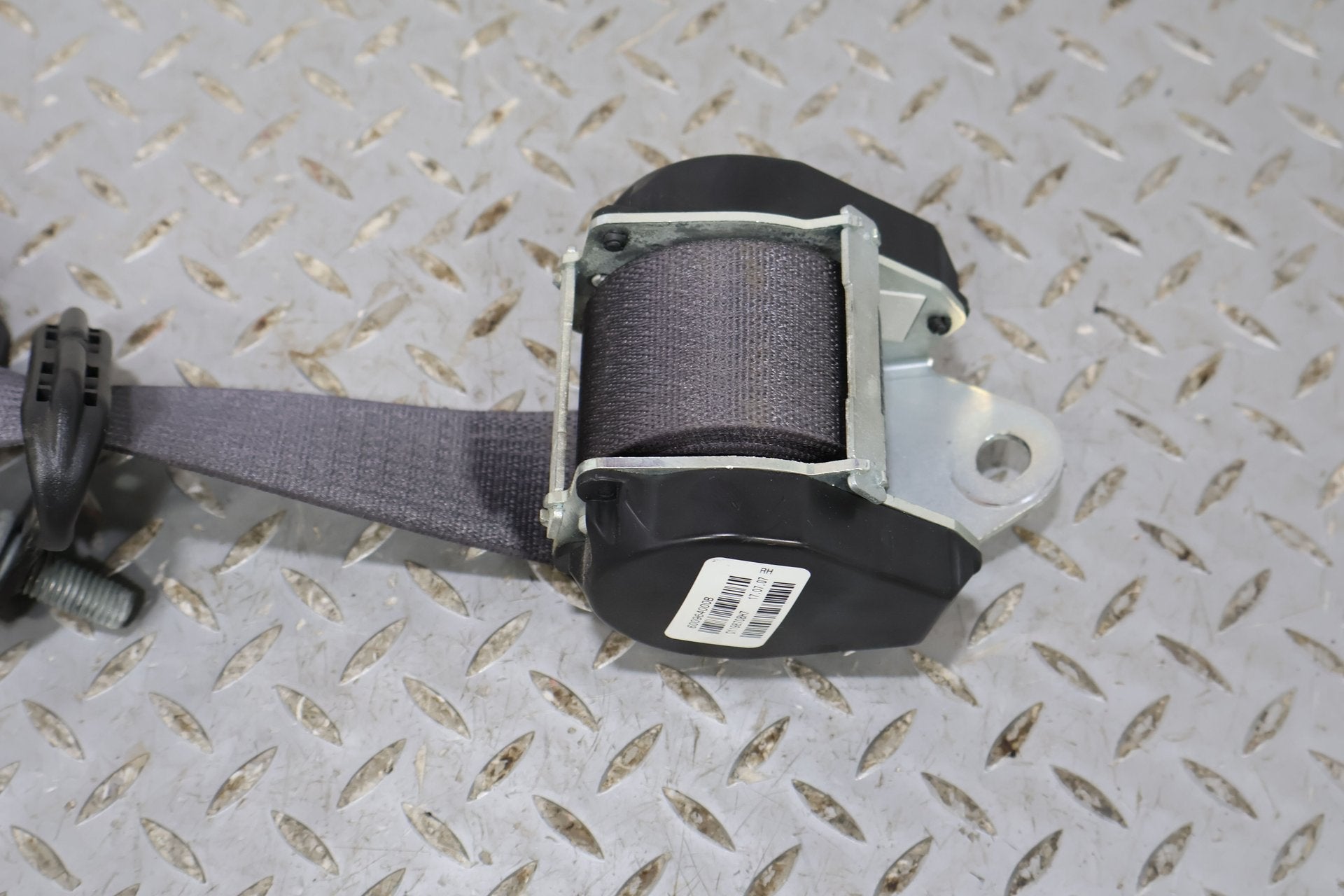 2008 Chevrolet Corvette- Front Seat Belt