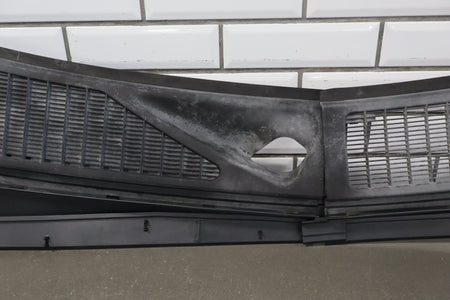 2008 Ford F-250 Super Duty Cowl Vent Panel OEM