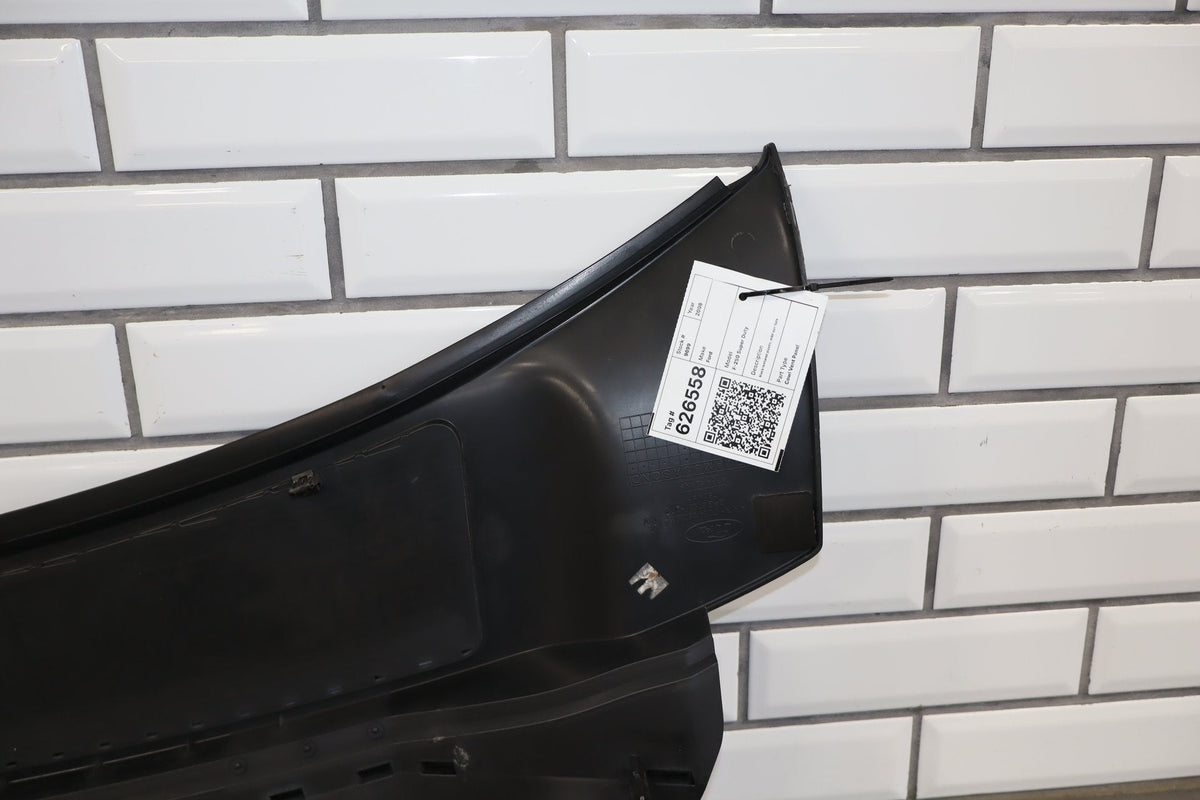 2008 Ford F-250 Super Duty Cowl Vent Panel OEM