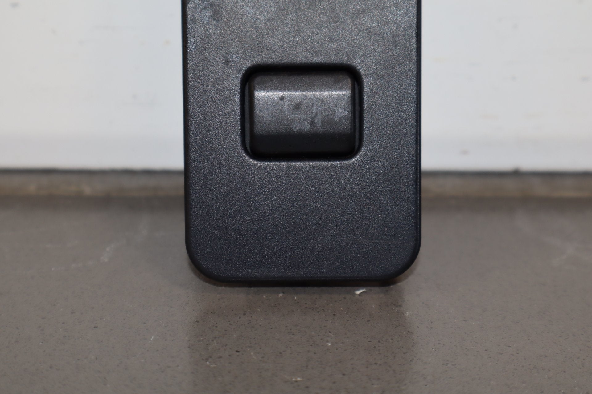 2008 Ford F-250 Super Duty Mirror Adjuster Switch OEM