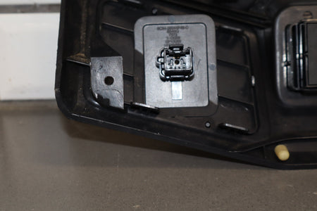 2008 Ford F-250 Super Duty Radio Trim Bezel OEM