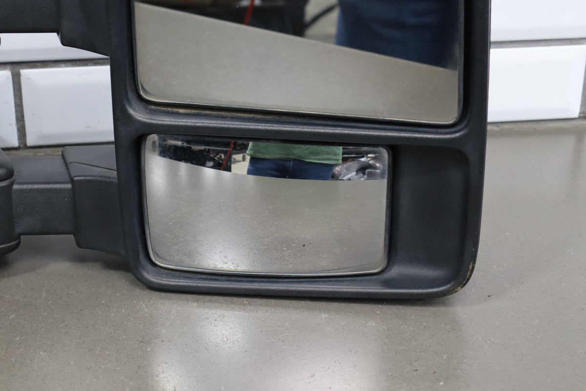 2008 Ford F-250 Super Duty Right Door Mirror Red F1 8C3Z17682DB