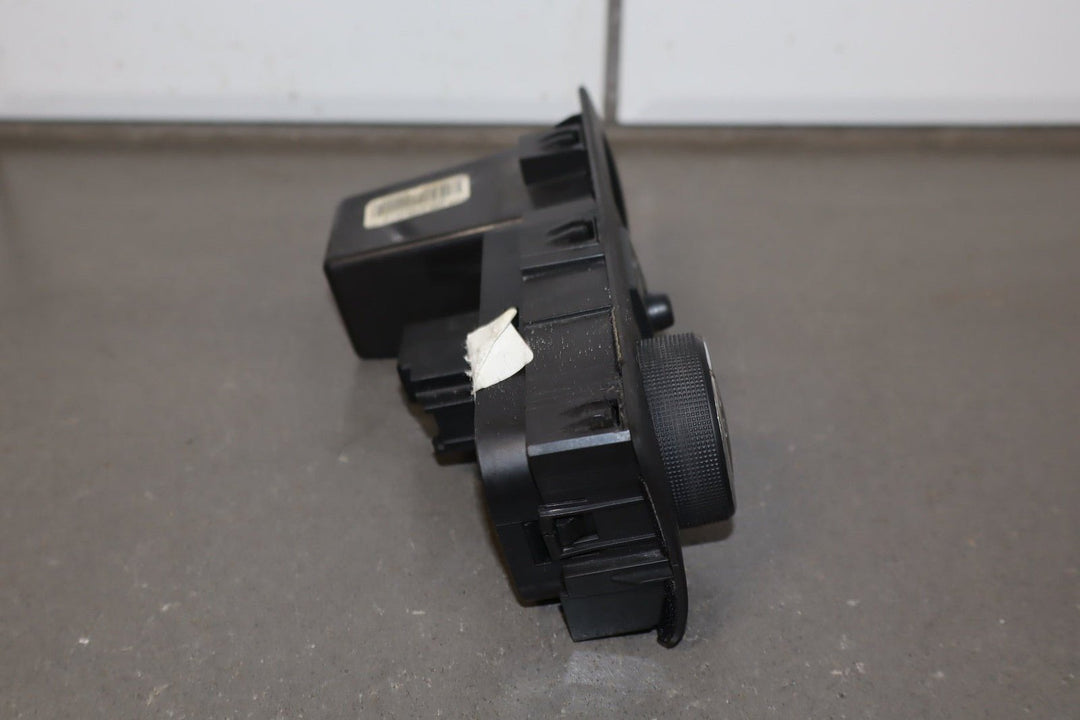 2008 GMC Sierra 2500 Dash Mounted Headlight Switch OEM