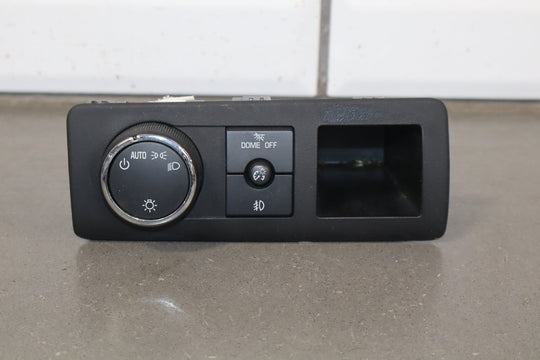 2008 GMC Sierra 2500 Dash Mounted Headlight Switch OEM