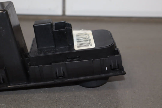 2008 GMC Sierra 2500 Dash Mounted Headlight Switch OEM