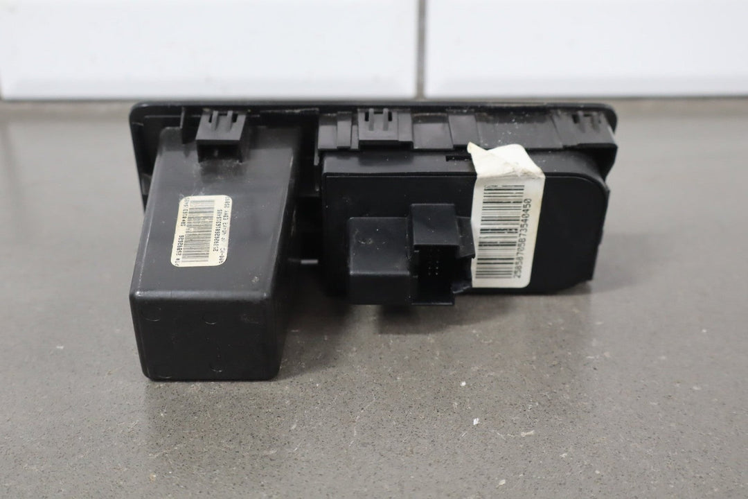 2008 GMC Sierra 2500 Dash Mounted Headlight Switch OEM