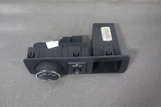 2008 GMC Sierra 2500 Dash Mounted Headlight Switch OEM