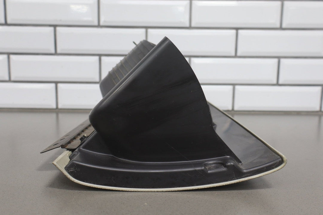 2008 GMC Sierra 2500HD Glove Box Light Titanium 833