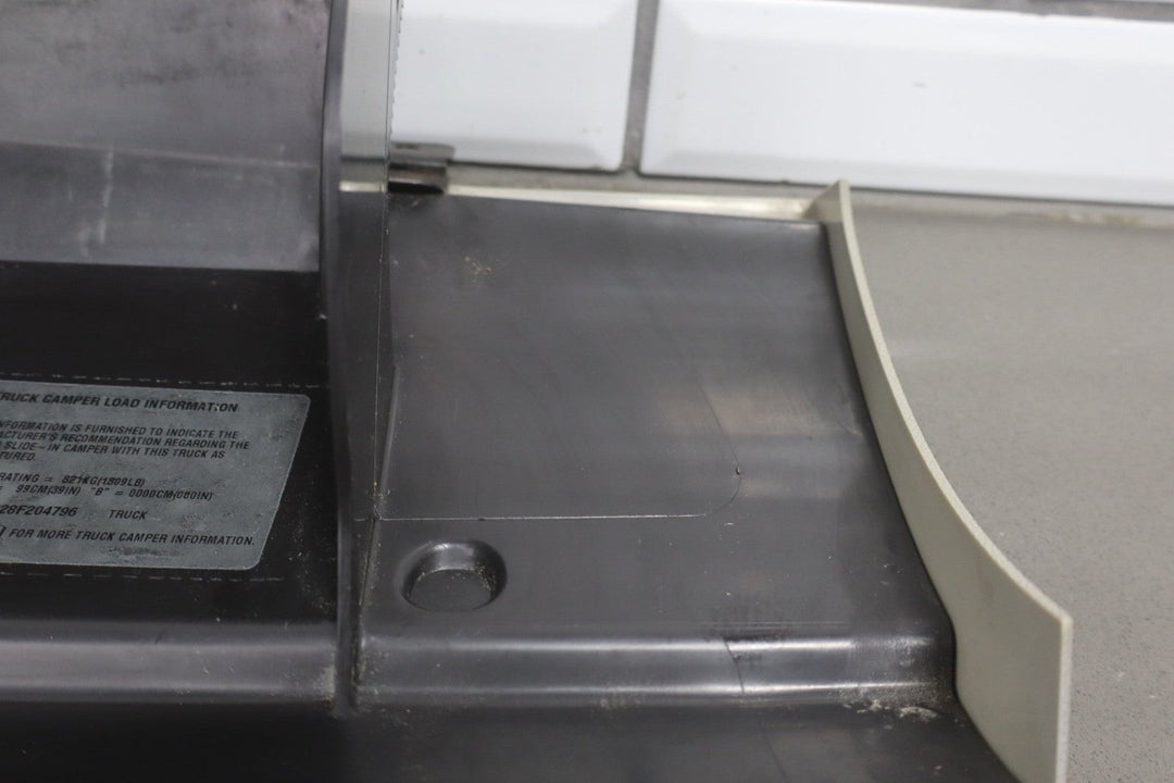 2008 GMC Sierra 2500HD Glove Box Light Titanium 833