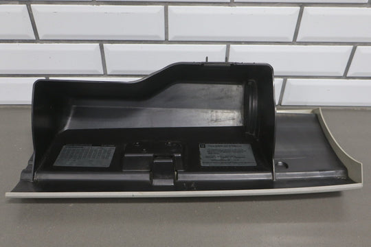 2008 GMC Sierra 2500HD Glove Box Light Titanium 833