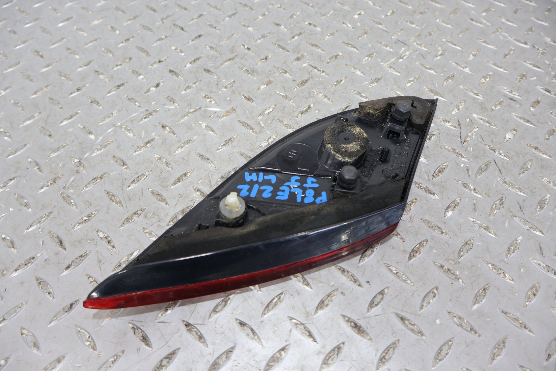 2008 Lexus LS430- TAIL LIGHT ASSEMBLY