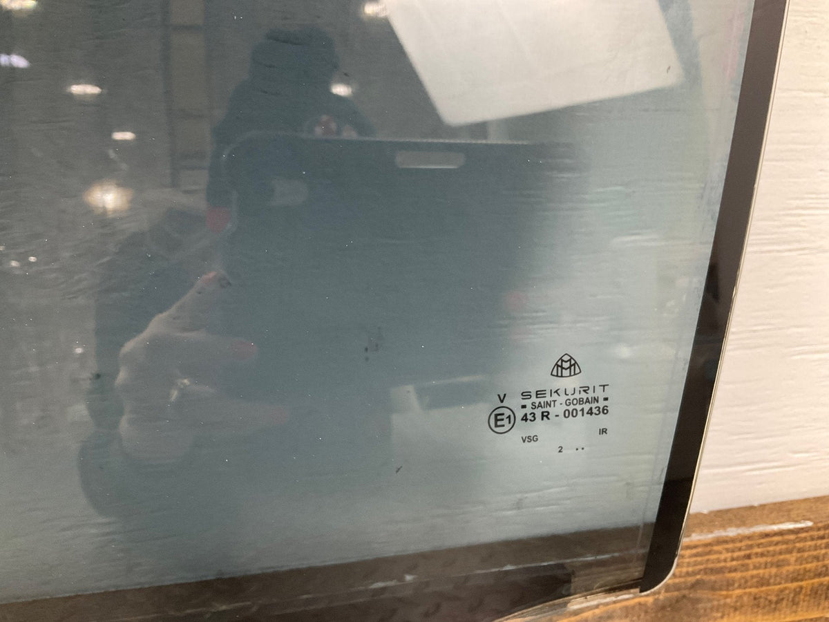 2008 Maybach 57- REAR DOOR GLASS/WINDOW