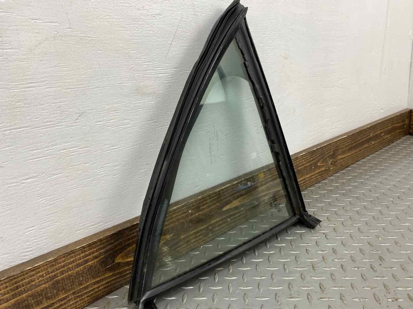 2008 Maybach 57- REAR VENT GLASS/WINDOW