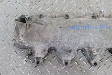 2008 Maybach 57- Valve Cover