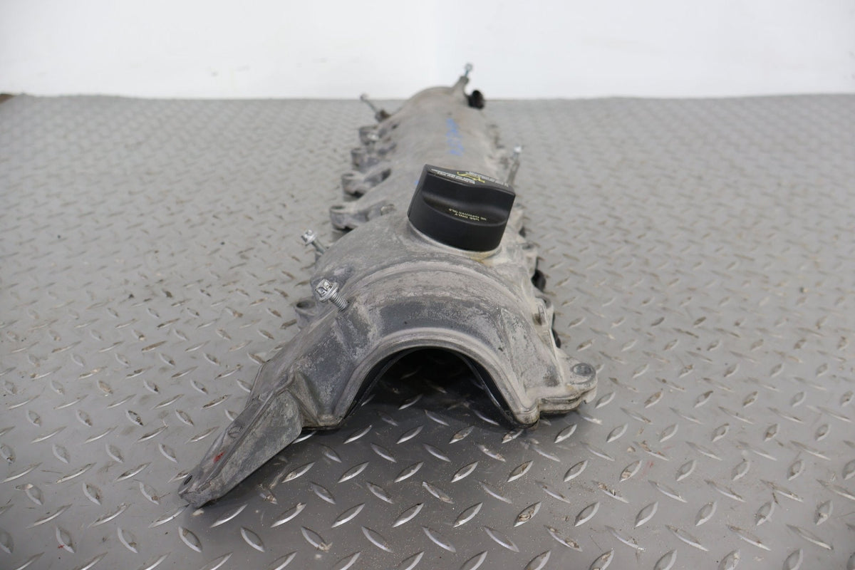 2008 Maybach 57- Valve Cover