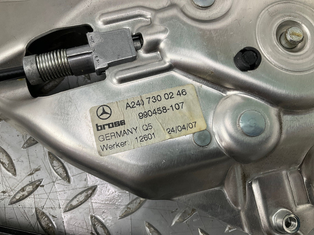 2008 Maybach 57 W240 REAR Right RH Window Regulator (A2407300246) Tested