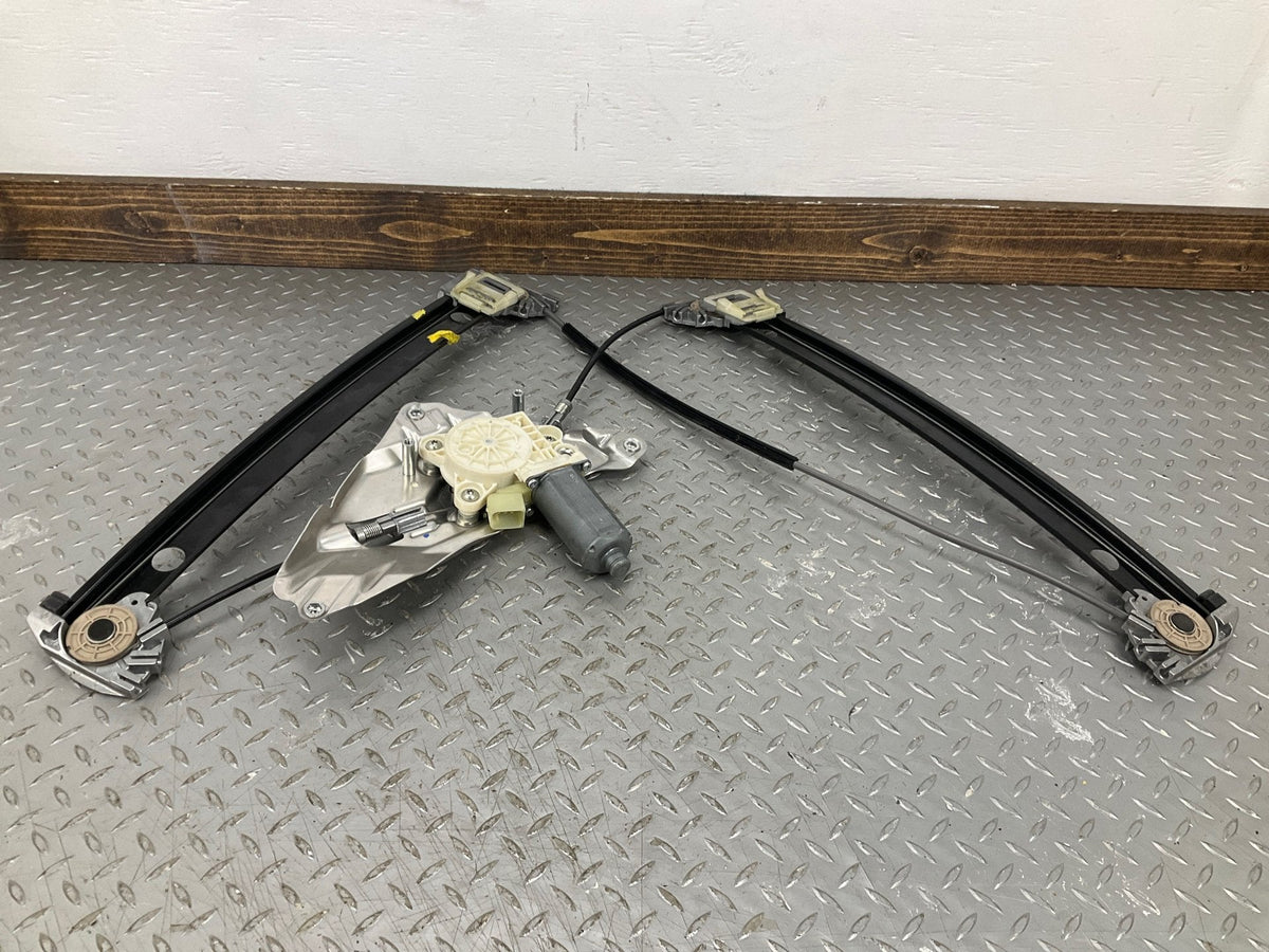 2008 Maybach 57 W240 REAR Right RH Window Regulator (A2407300246) Tested