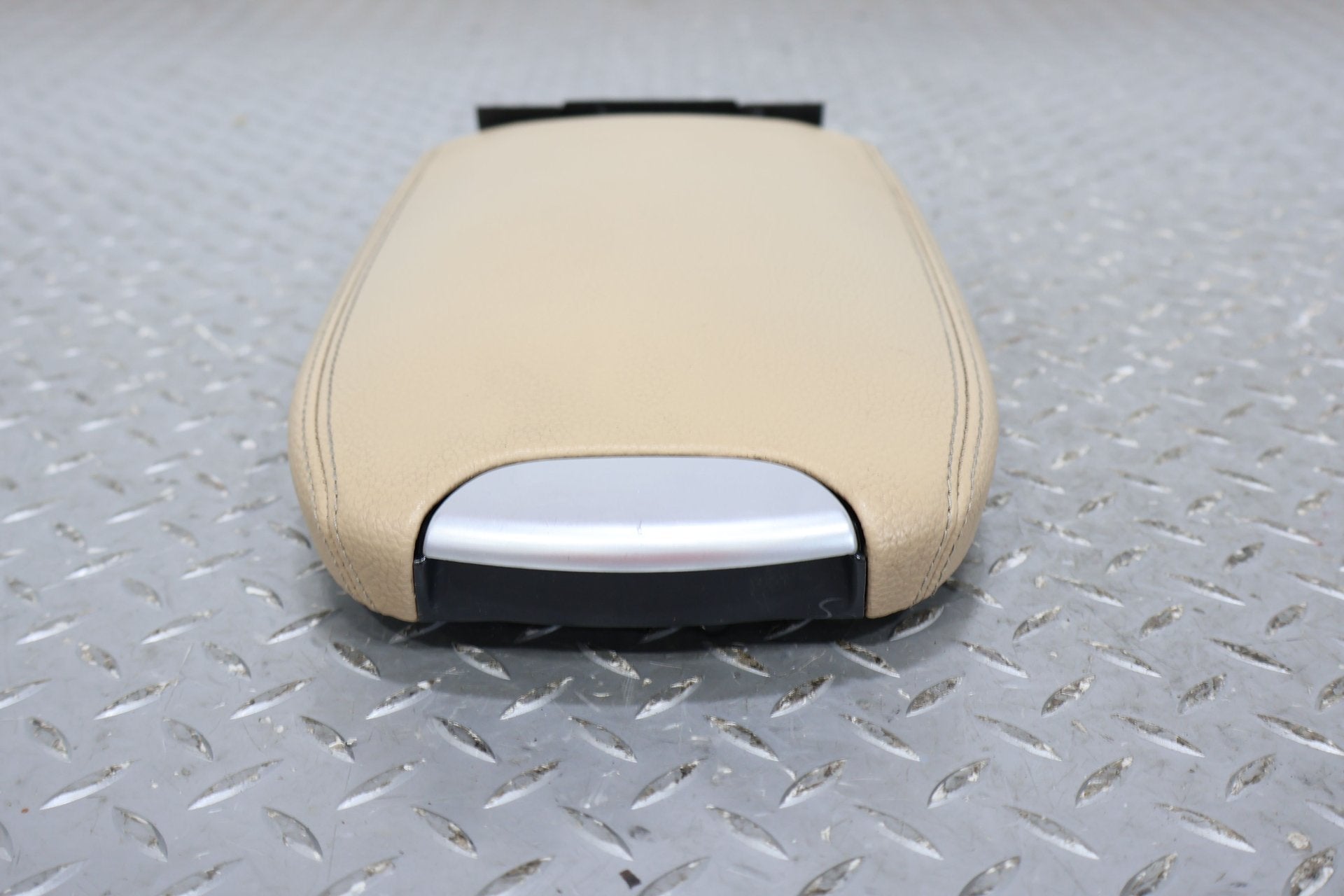 2008 Mercedes-Benz GL-Class- Console Lid