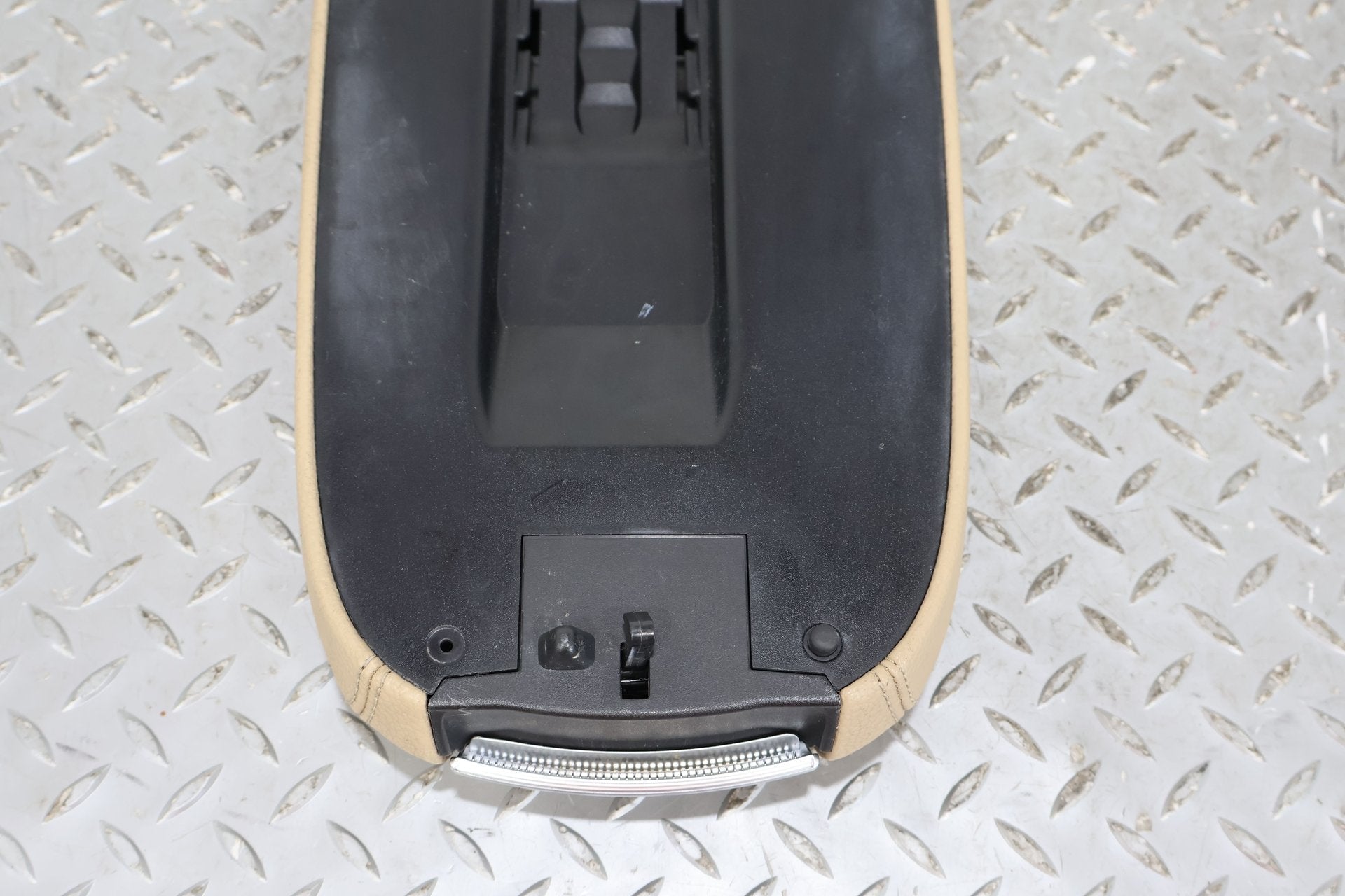 2008 Mercedes-Benz GL-Class- Console Lid