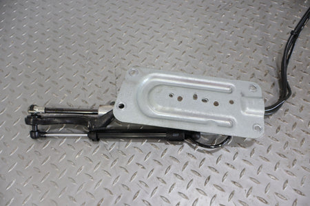 2008 Mercedes-Benz GL-Class- Tailgate Power Lift Motor