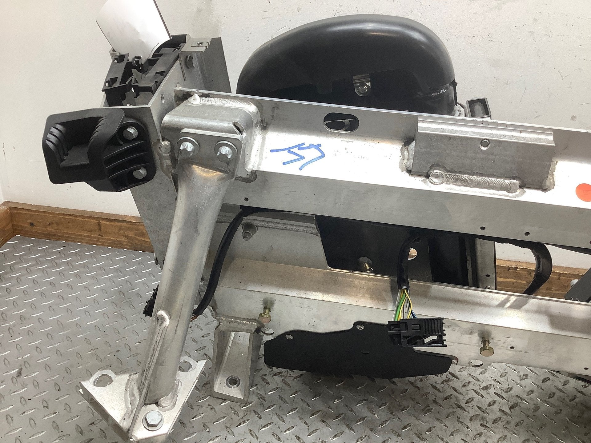 2008 Porsche 911- Roll Bar