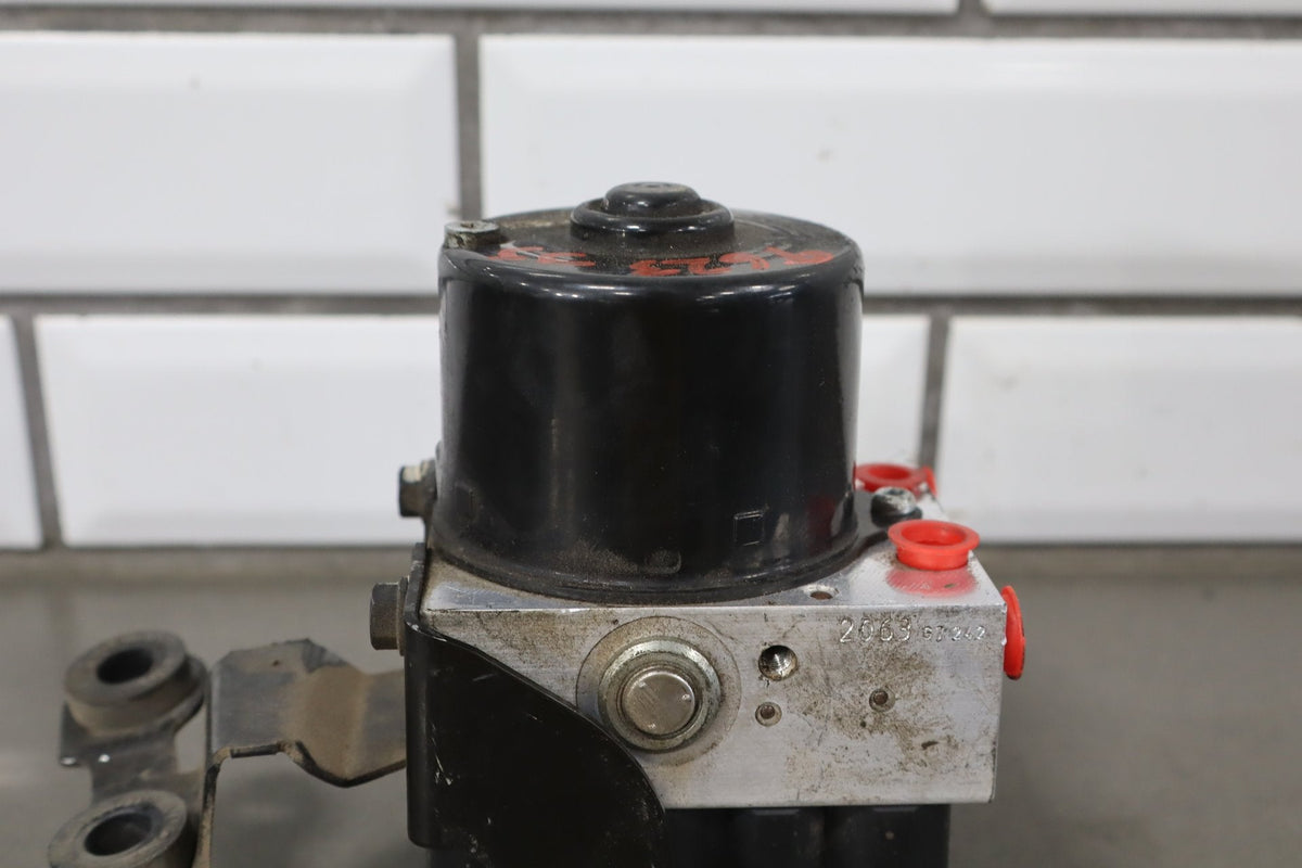 2008 Volkswagen Beetle 2.5L ABS Brake Unit OEM