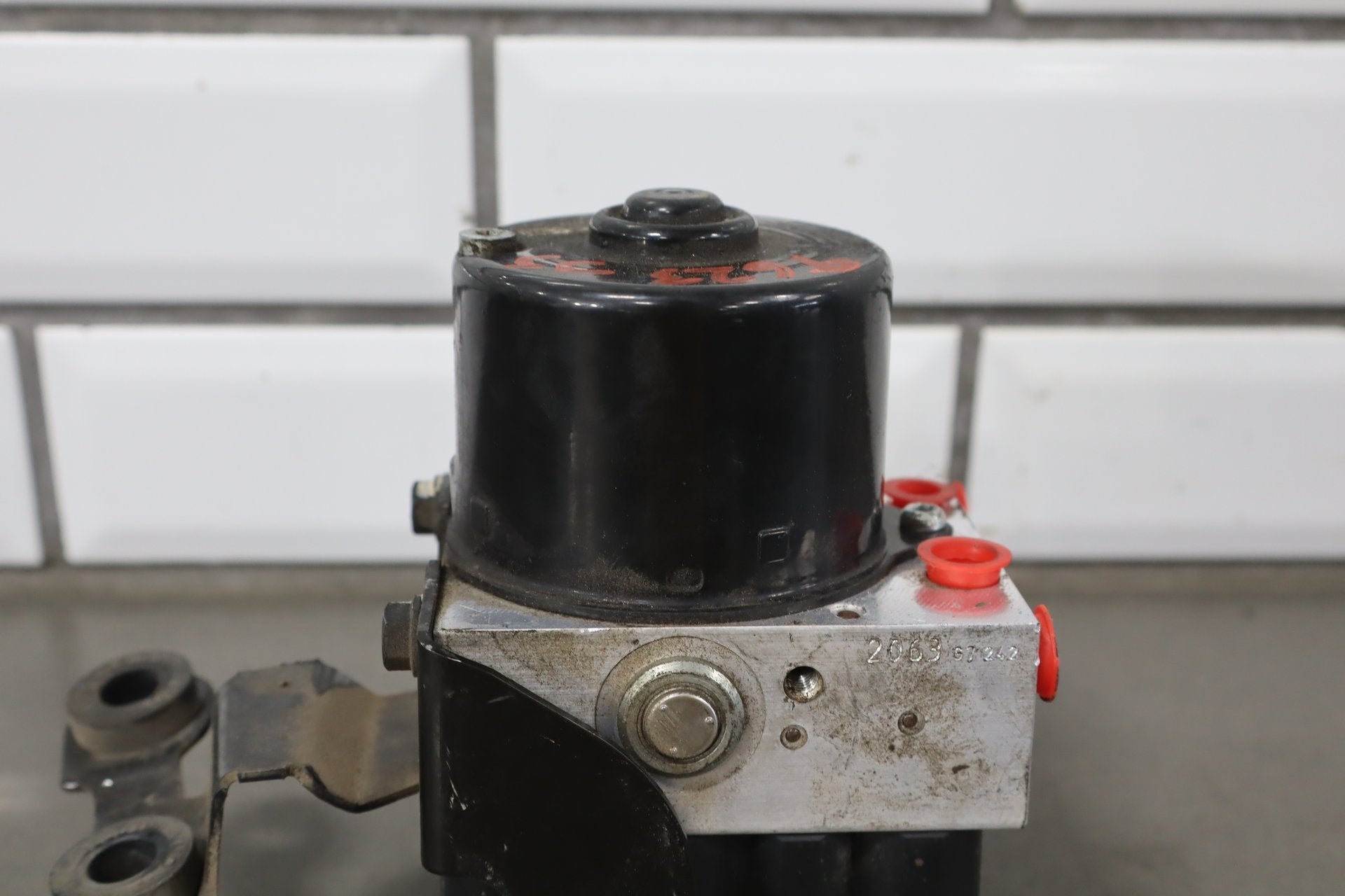 2008 Volkswagen Beetle 2.5L ABS Brake Unit OEM