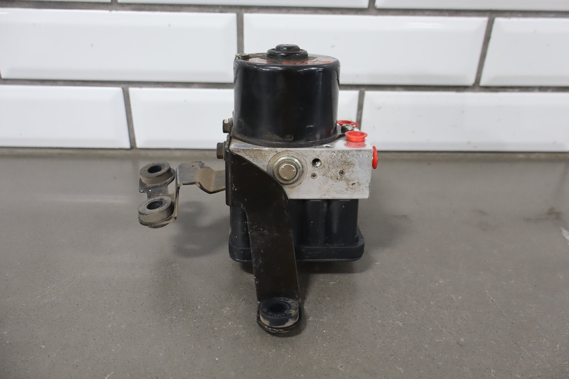 2008 Volkswagen Beetle 2.5L ABS Brake Unit OEM