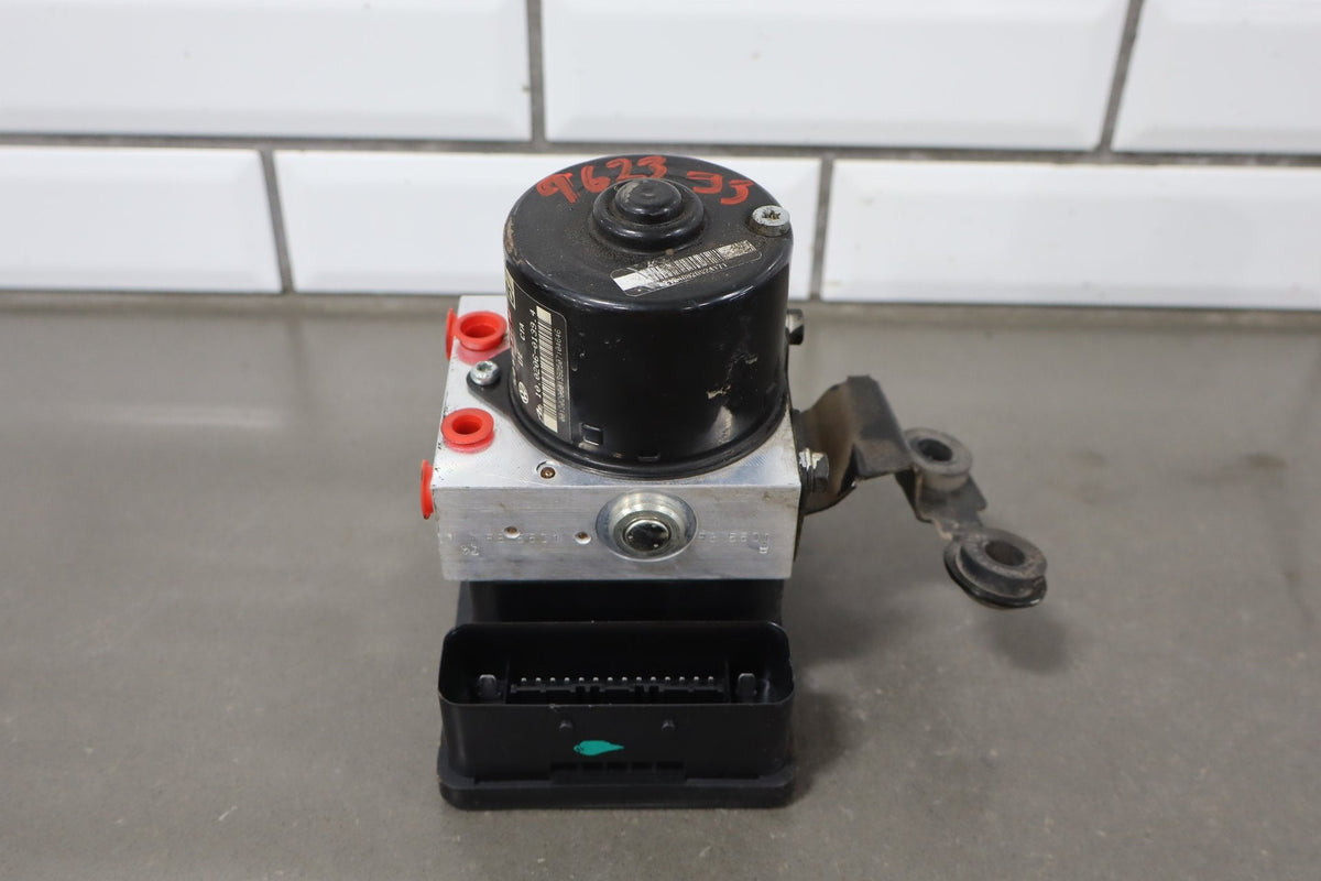 2008 Volkswagen Beetle 2.5L ABS Brake Unit OEM