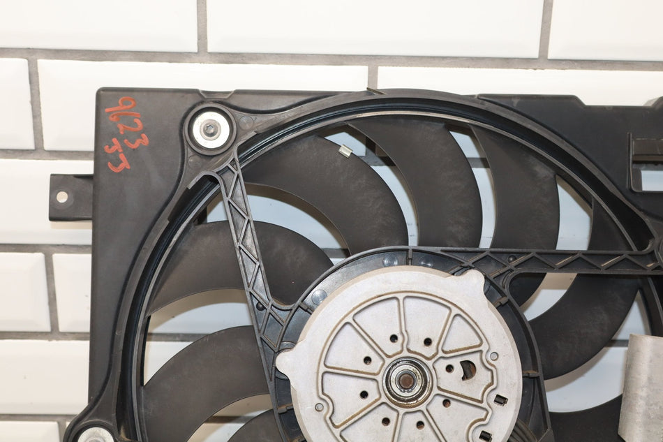 2008 Volkswagen Beetle 2.5L Electric Cooling Fan OEM