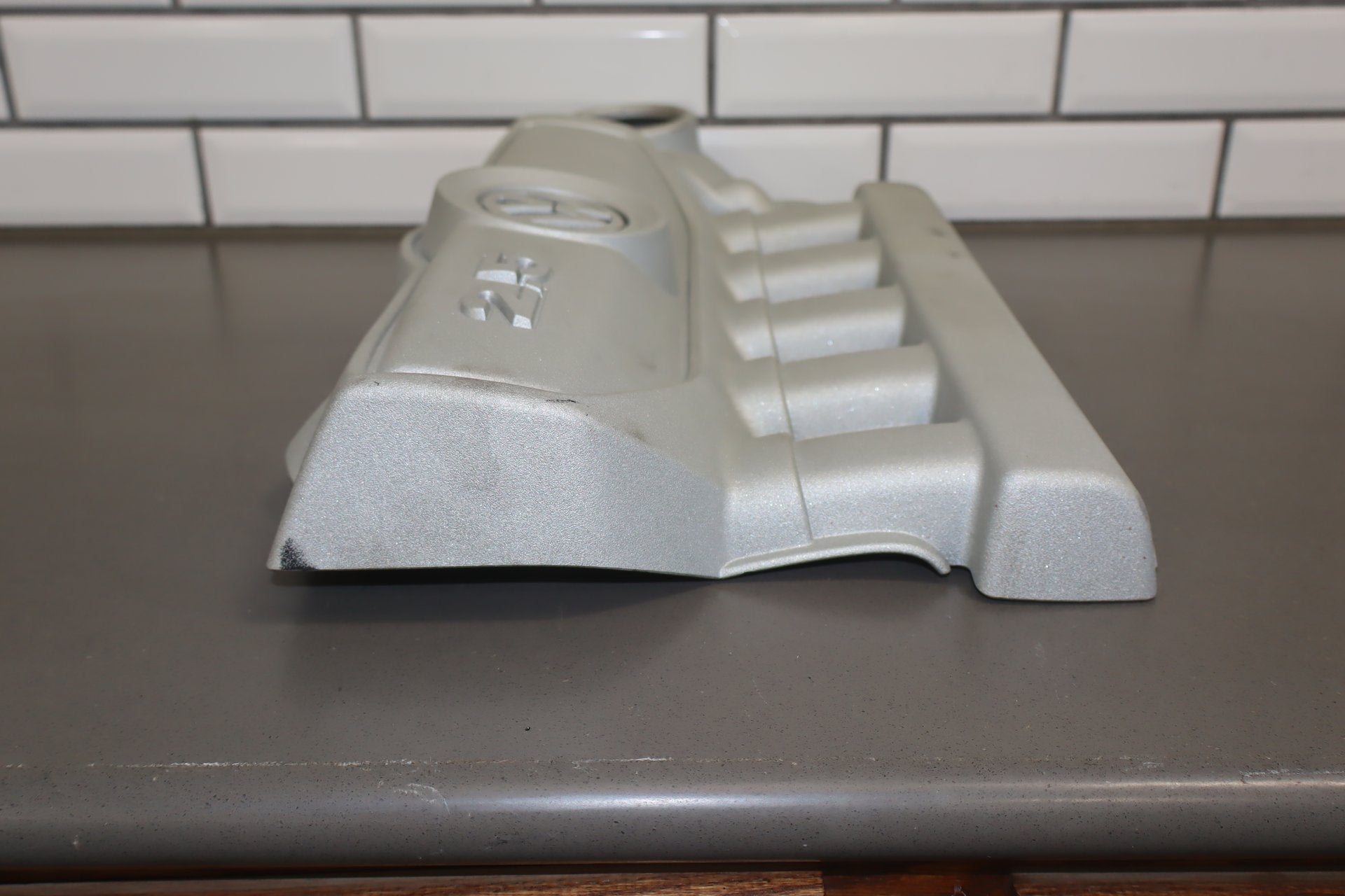 2008 Volkswagen Beetle 2.5L Inline 5 Engine Cover OEM