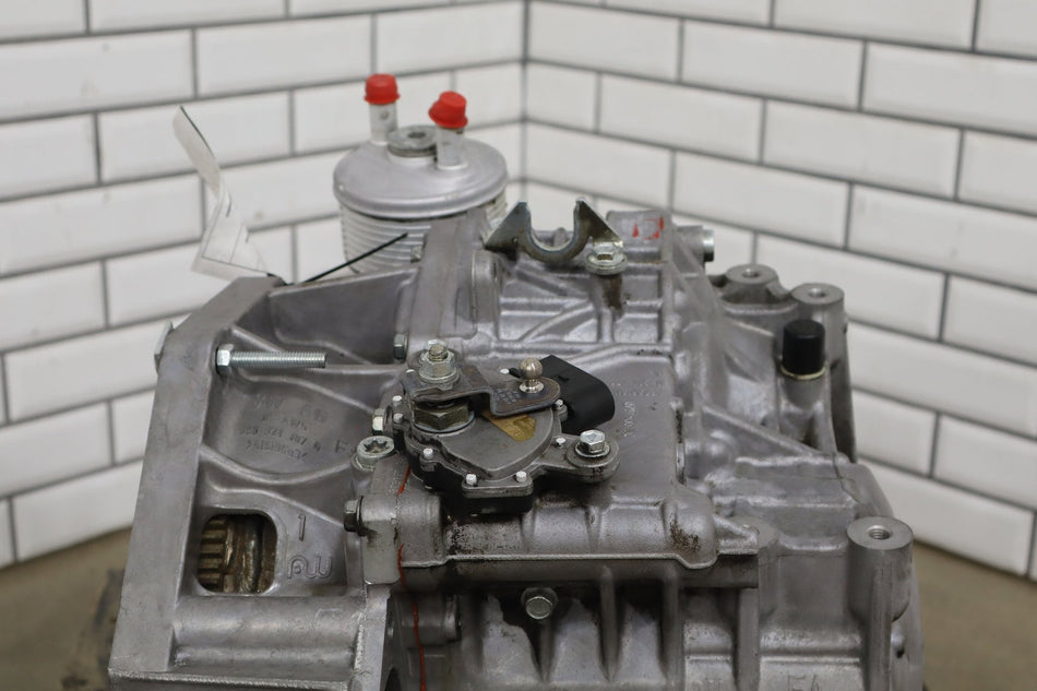 2008 Volkswagen Beetle FWD 2.5L Automatic Transmission Assembly OEM