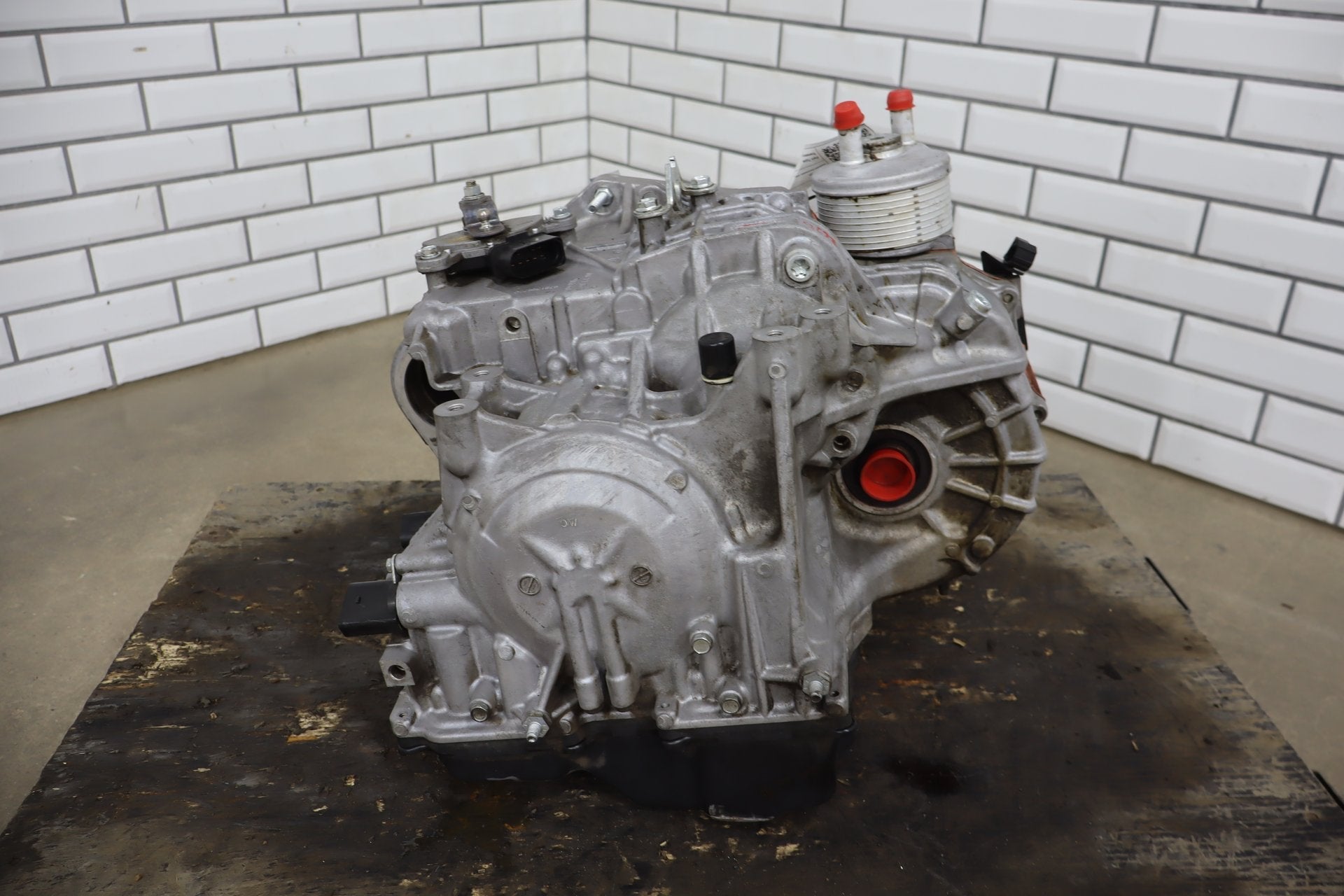 2008 Volkswagen Beetle FWD 2.5L Automatic Transmission Assembly OEM