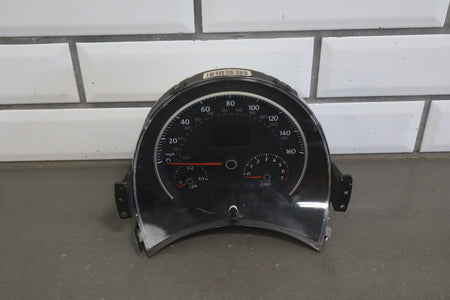2008 Volkswagen Beetle SE 2.5 Speedometer Cluster 117652 Miles