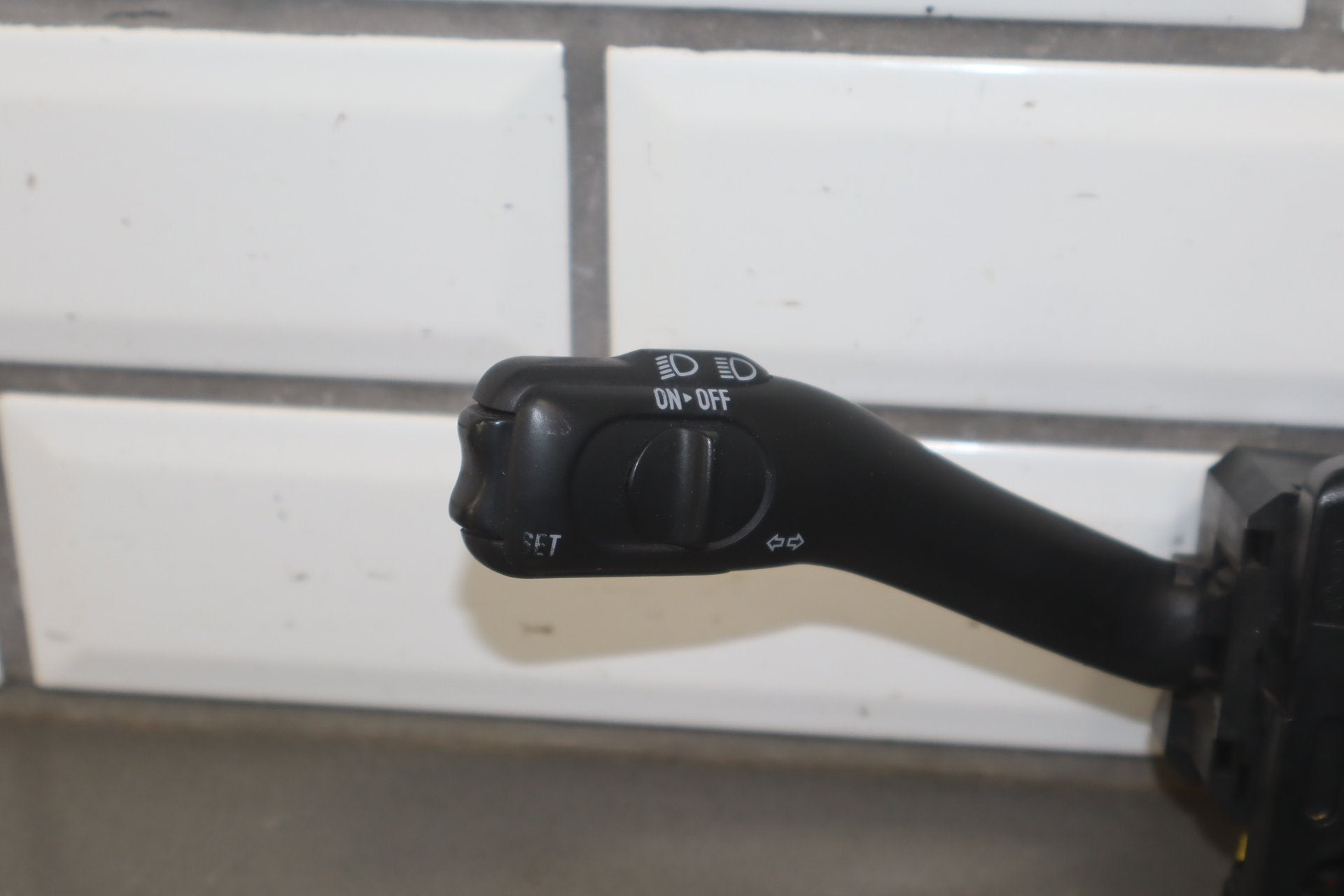 2008 Volkswagen Beetle Turn Signal Combination Switch OEM