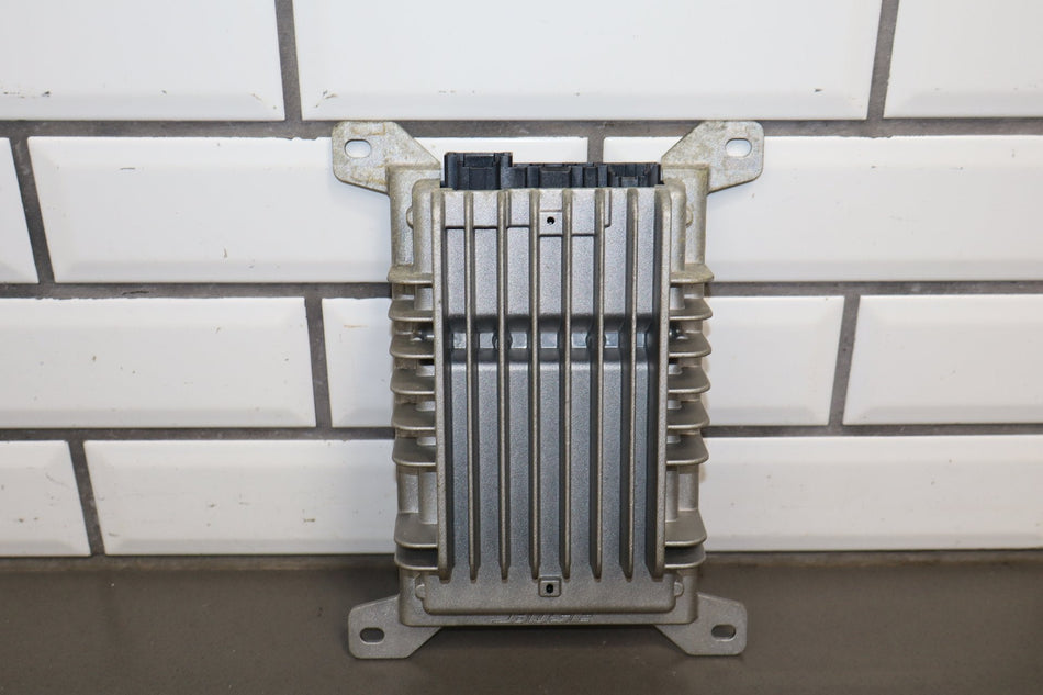 2009-2012 Chevrolet Corvette C6 Bose Radio Amp 25972199