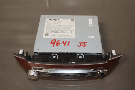2009-2012 Lexus LS460 CD Player Changer Radio 8612050p90 OEM