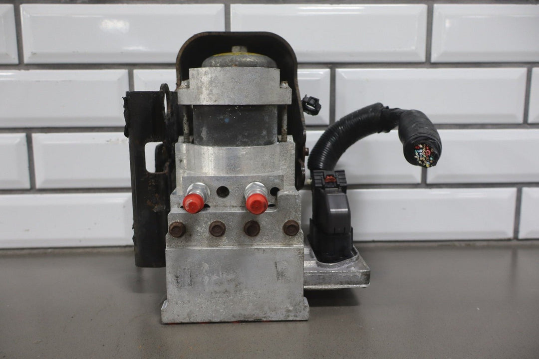 2009 - 2013 Chevrolet Tahoe Hybird ABS Brake Unit 20946763 OEM