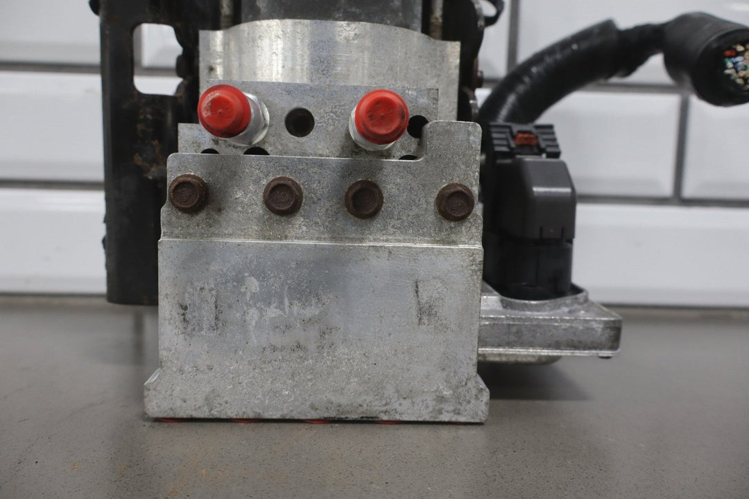 2009 - 2013 Chevrolet Tahoe Hybird ABS Brake Unit 20946763 OEM