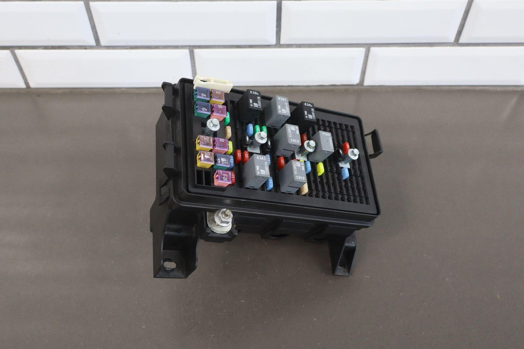 2009 - 2013 Chevy Corvette C6 Engine Fuse Relay Junction Box